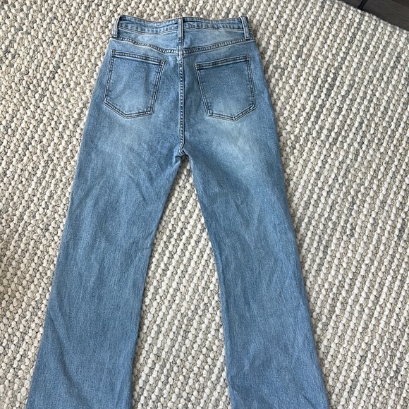Jeans Bell‎ bottom, cross over waist - Picture 9 of 9